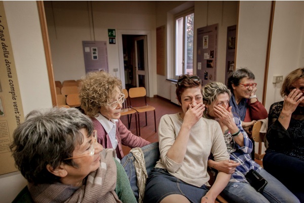 “Interrompere la pesante monotonia quotidiana”: il lavoro delle volontarie della Casa nel carcere di Pisa