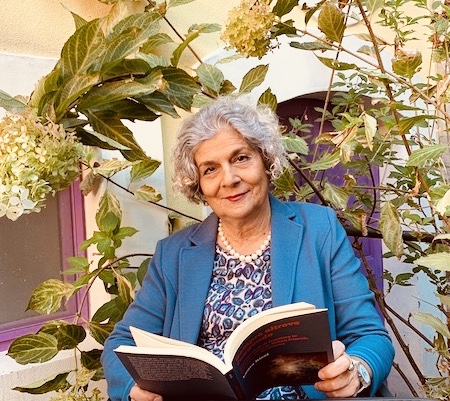 “Sempre altrove fuggendo“, Laura Ricci presenta il suo ultimo libro