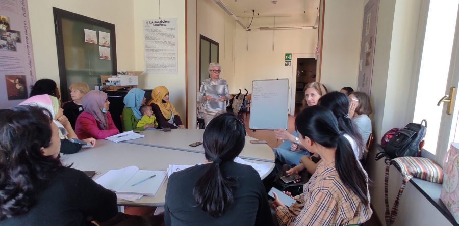 “Il mondo nella Casa”, il progetto a supporto delle donne migranti
